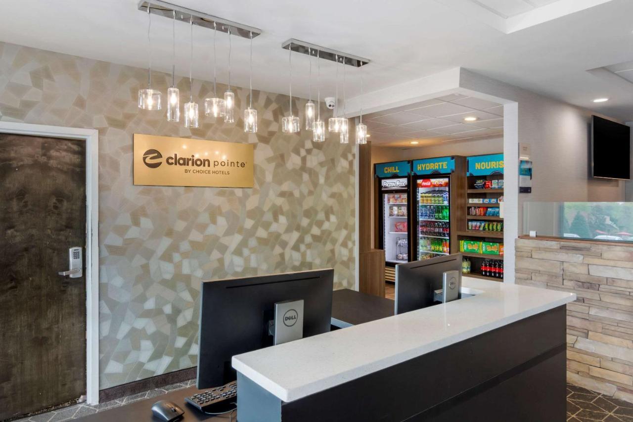 Clarion Pointe Charlottesville Extérieur photo